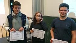 Die drei Sieger (v.l.n.r.): Herr Krawczyk, Frau Binsau, Herr Braun